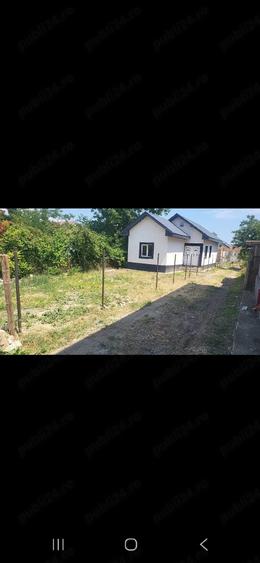 Casă cu 3 camere cu Teren 250 Mp în Lumina