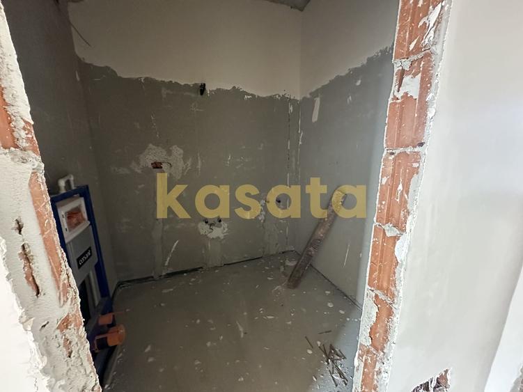 Casă individuală cu 4 camere cu Canalizare în Exterior Vest