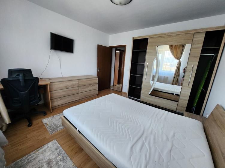 Apartament cu 2 camere semidecomandat în Sânpetru