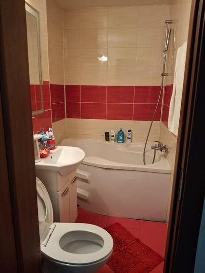 Apartament cu 2 camere decomandat în Brâncoveanu