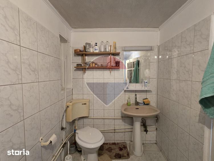 Casă cu 4 camere cu Teren 303 Mp în Ferentari