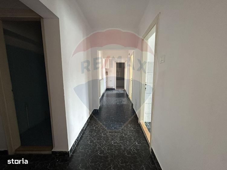 Apartament cu 3 camere în Central