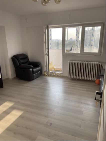 Apartament cu 3 camere decomandat în Basarabia
