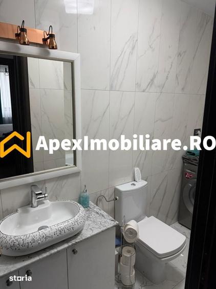 Apartament cu 4 camere decomandat în Titan
