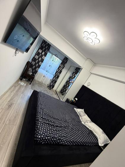 Apartament cu 2 camere decomandat în Exterior Vest