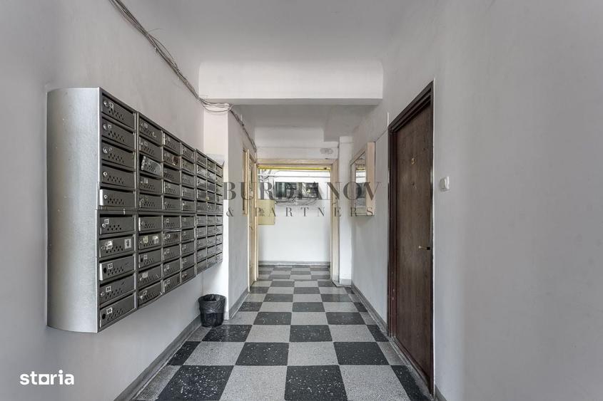 Apartament cu 4 camere în Calea Călărașilor