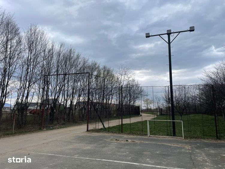 Spațiu comercial, de 18,246 mp, în Central