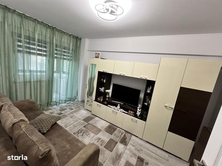 Apartament cu 3 camere, mobilat în 1 Mai