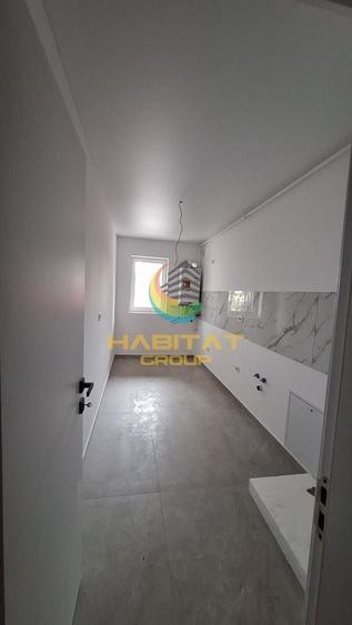 Apartament cu 2 camere decomandat în Apărătorii Patriei