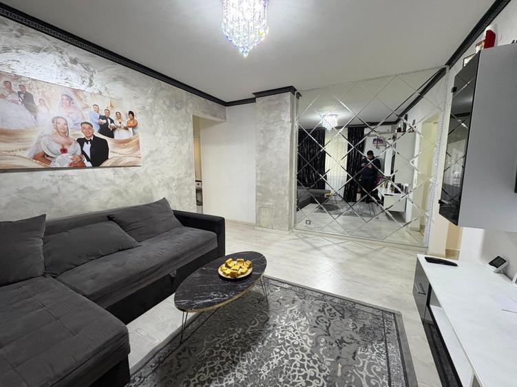 Apartament cu 2 camere semidecomandat în Gara de Nord