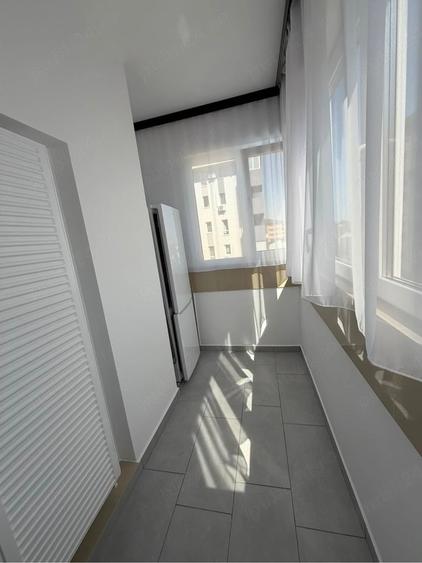 Apartament cu 2 camere decomandat în Roșu