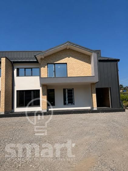 Duplex cu 4 camere cu Canalizare în Mănăștur
