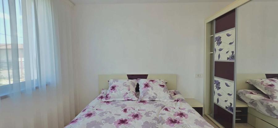 Casă individuală cu 4 camere cu Canalizare în Nord