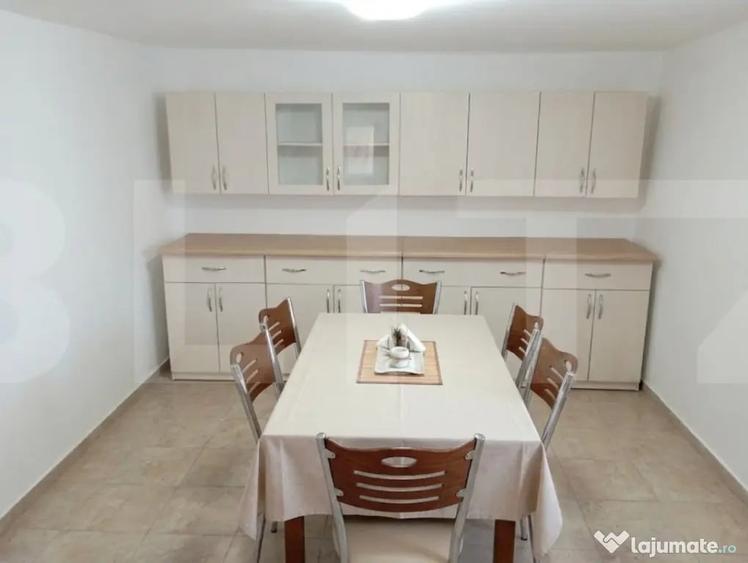 Casă cu 2 camere cu Teren 3600 Mp în Broscăuți