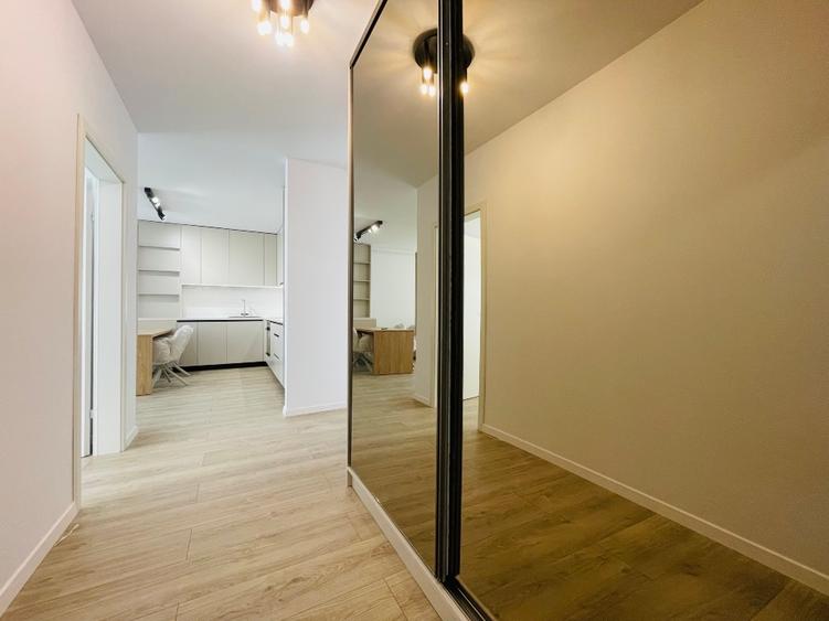 Apartament cu 2 camere semidecomandat în Florești