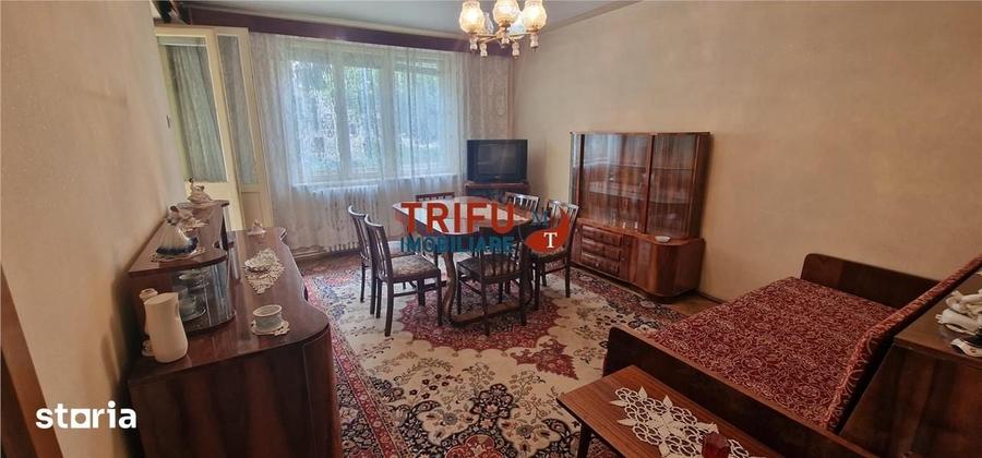 Apartament cu 3 camere decomandat în Lipoveni
