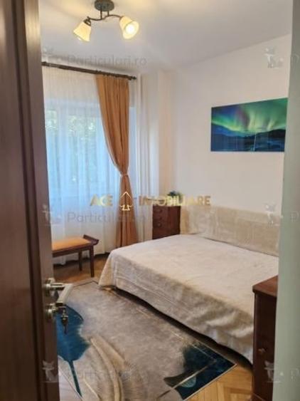 Apartament cu 2 camere decomandat, mobilat în Victoriei