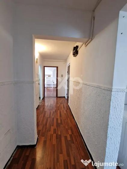 Apartament cu 3 camere decomandat în Micro 3