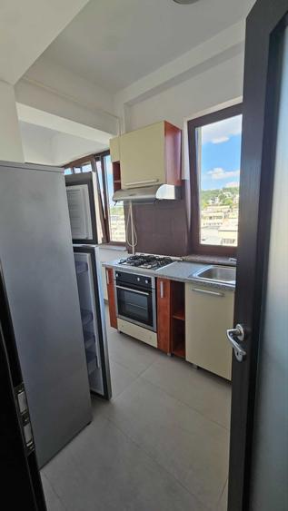 Apartament cu 2 camere decomandat în Canta