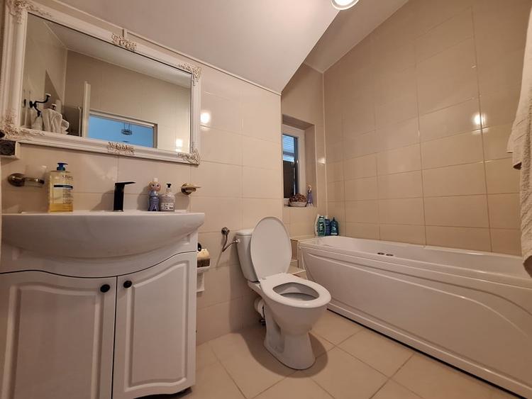 Apartament cu 3 camere, 68 mp, balcon, strada Tautiului - 12