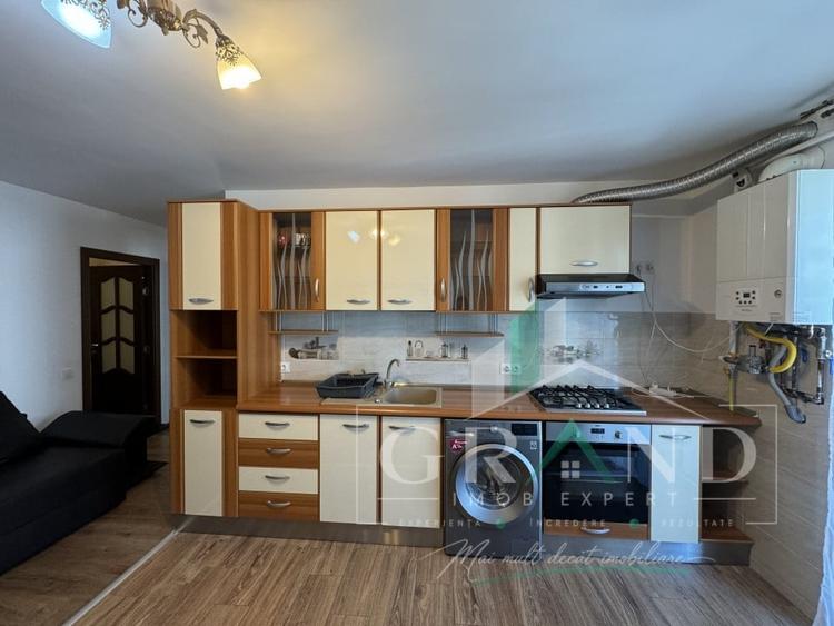 Apartament cu 3 camere semidecomandat, mobilat în Mănăștur