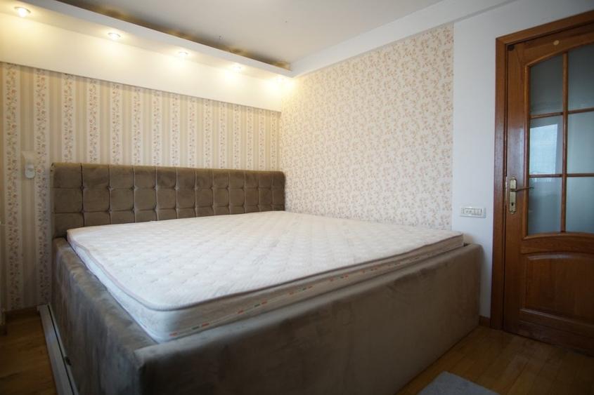 Apartament cu 3 camere decomandat, mobilat în Nerva Traian