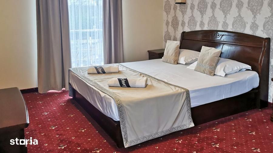 Casă cu Teren 2150 Mp în Central