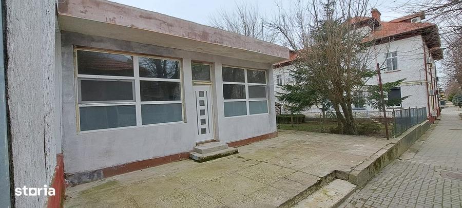 Spațiu comercial, de 80 mp, în Sud