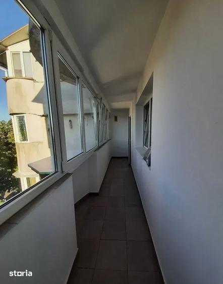 Apartament cu 2 camere decomandat în Holboca