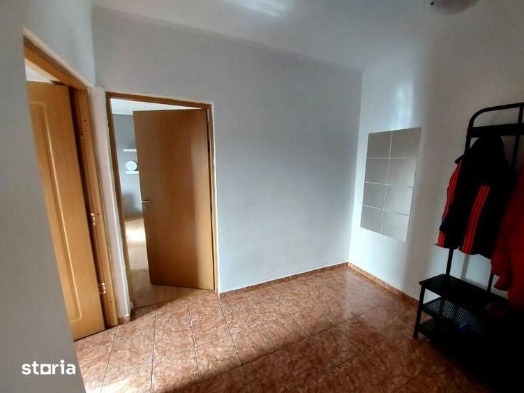 Apartament cu 2 camere semidecomandat în Vest