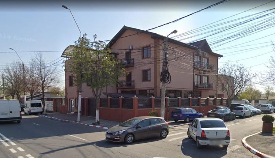 Spațiu comercial, de 600 mp, în Central