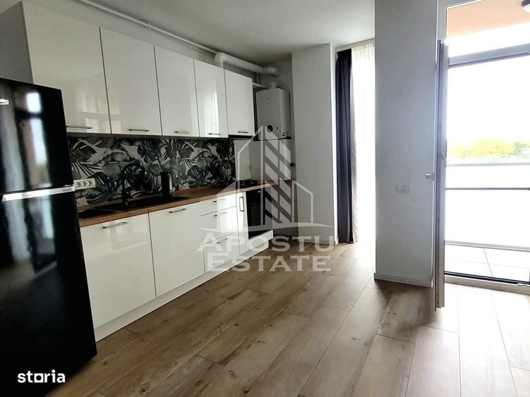 Apartament cu 2 camere semidecomandat în Dumbrăvița