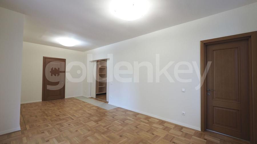 Apartament cu 3 camere decomandat în Herăstrău