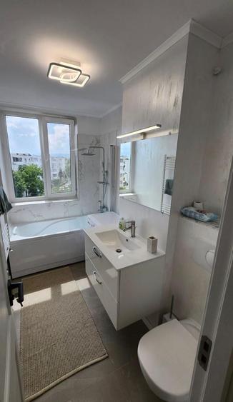 Apartament cu 2 camere decomandat în Mioriței