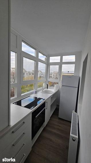 Apartament cu 3 camere decomandat, mobilat în Nicolina