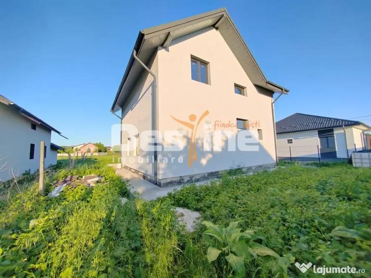 Casă cu 3 camere cu Teren 500 Mp în Lunca Cetățuii