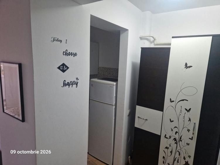 Garsonieră decomandată în Exterior Vest