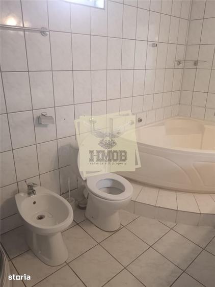 Casă cu 6 camere cu Teren 650 Mp în Țiglari