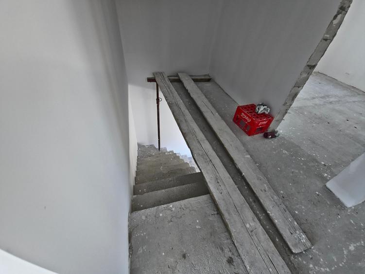 Vilă nouă individuală Valu lui Traian 4 dormitoare 2 băi - 12