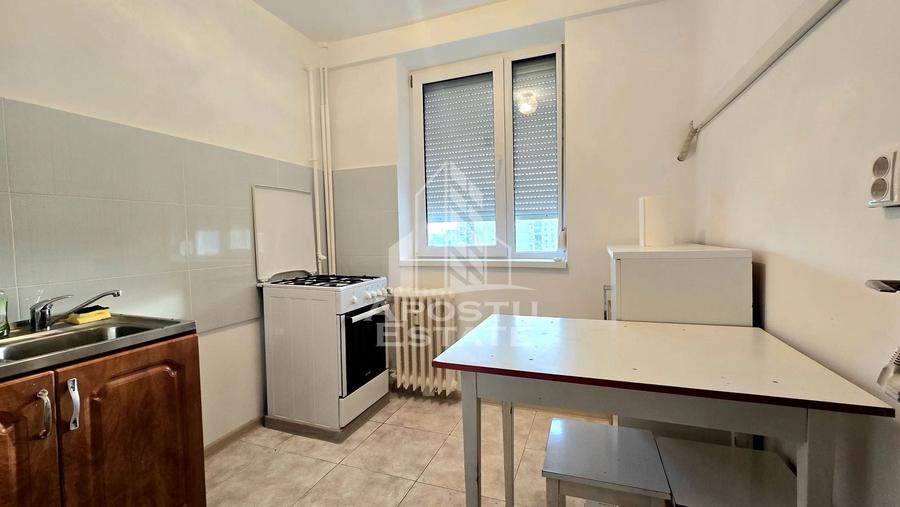 Apartament cu 2 camere decomandat, mobilat în Circumvalațiunii