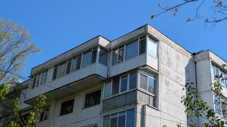 Apartament cu 4 camere decomandat în Militari