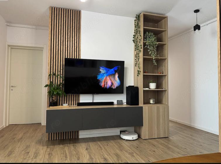 Apartament cu 3 camere decomandat în Sud