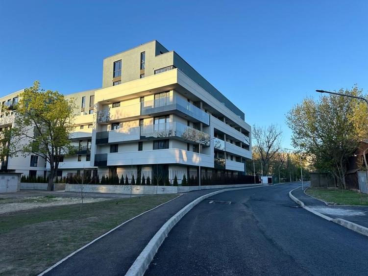Vand 2 camere decomandate Complex Luxury Residence Tiglina - 5