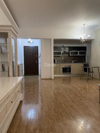 Inchiriez apartament superb doua camere Decebal