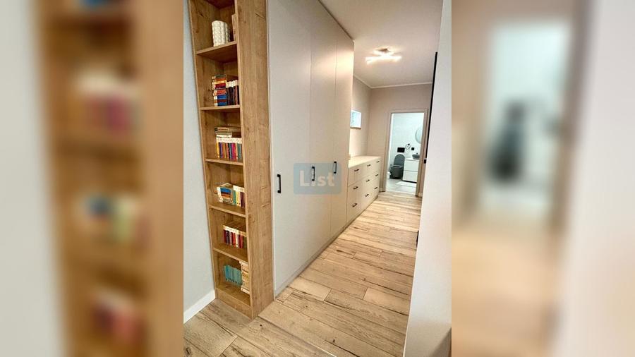 Apartament cu 3 camere în P-ța Romană
