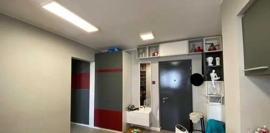 Apartament cu 2 camere semidecomandat, mobilat în P-ța Victoriei