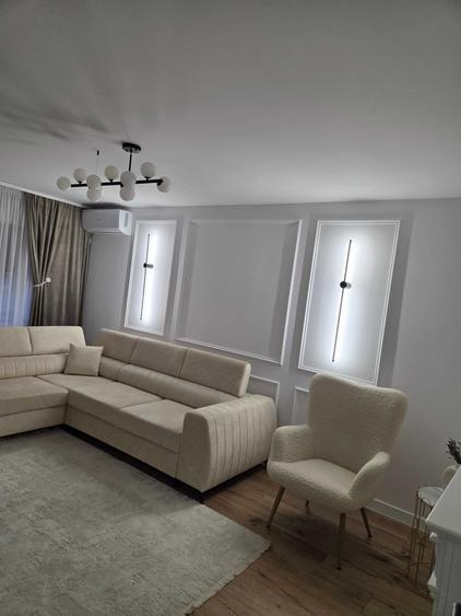 Apartament cu 3 camere decomandat în Vest