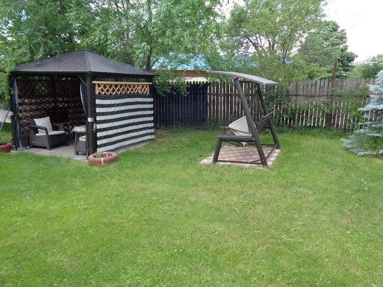 Casă cu 3 camere cu Teren 964 Mp în Valea Călugărească
