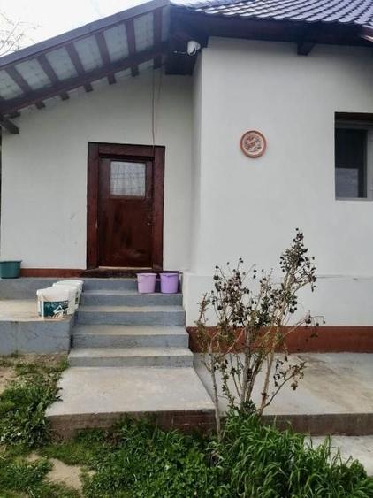 Casă individuală cu 4 camere cu Canalizare în Sânmihaiu Almașului