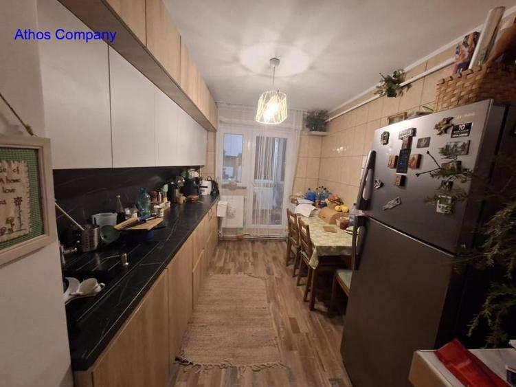 Apartament cu 4 camere, mobilat în Crângași